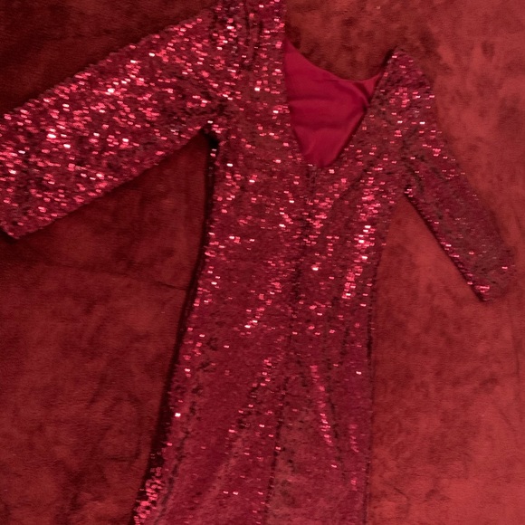 Evening gown dress - Picture 3 of 3